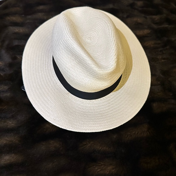 Rag & Bone Panama Hat in White size S/M